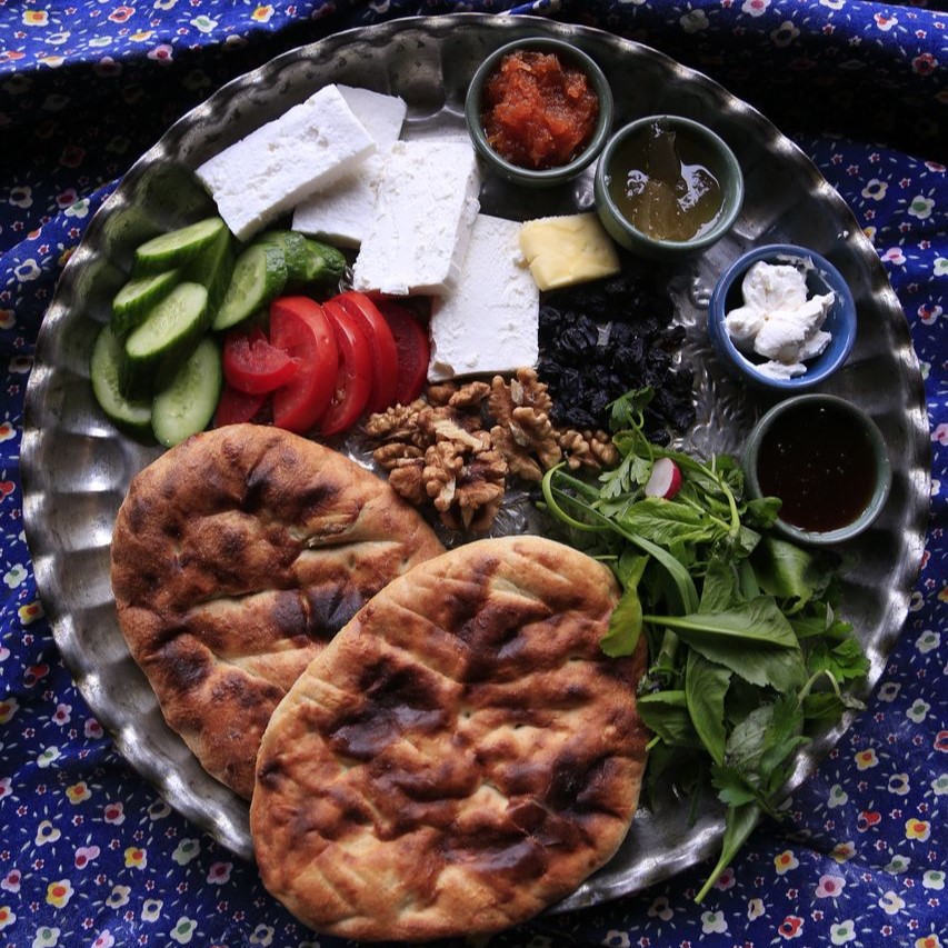 صبحانه اقامتگاه بوم گردی