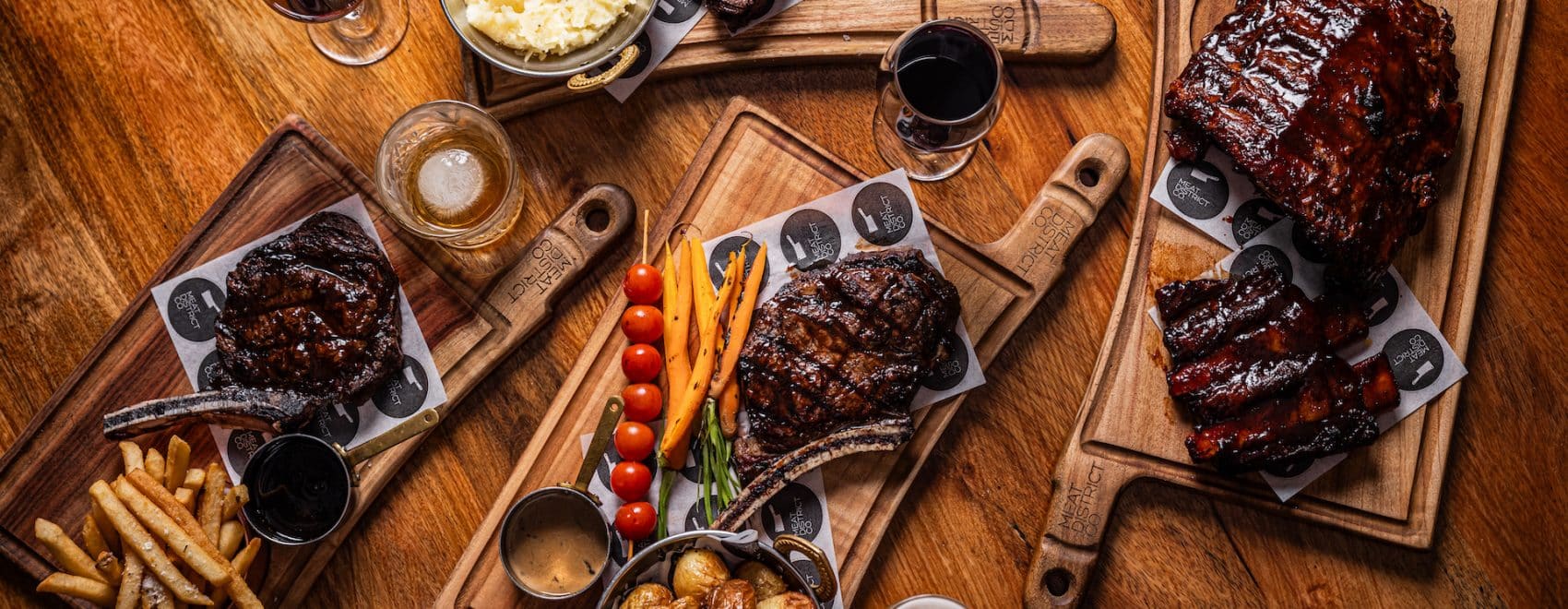 سرو استیک در رستوران های تنکابن