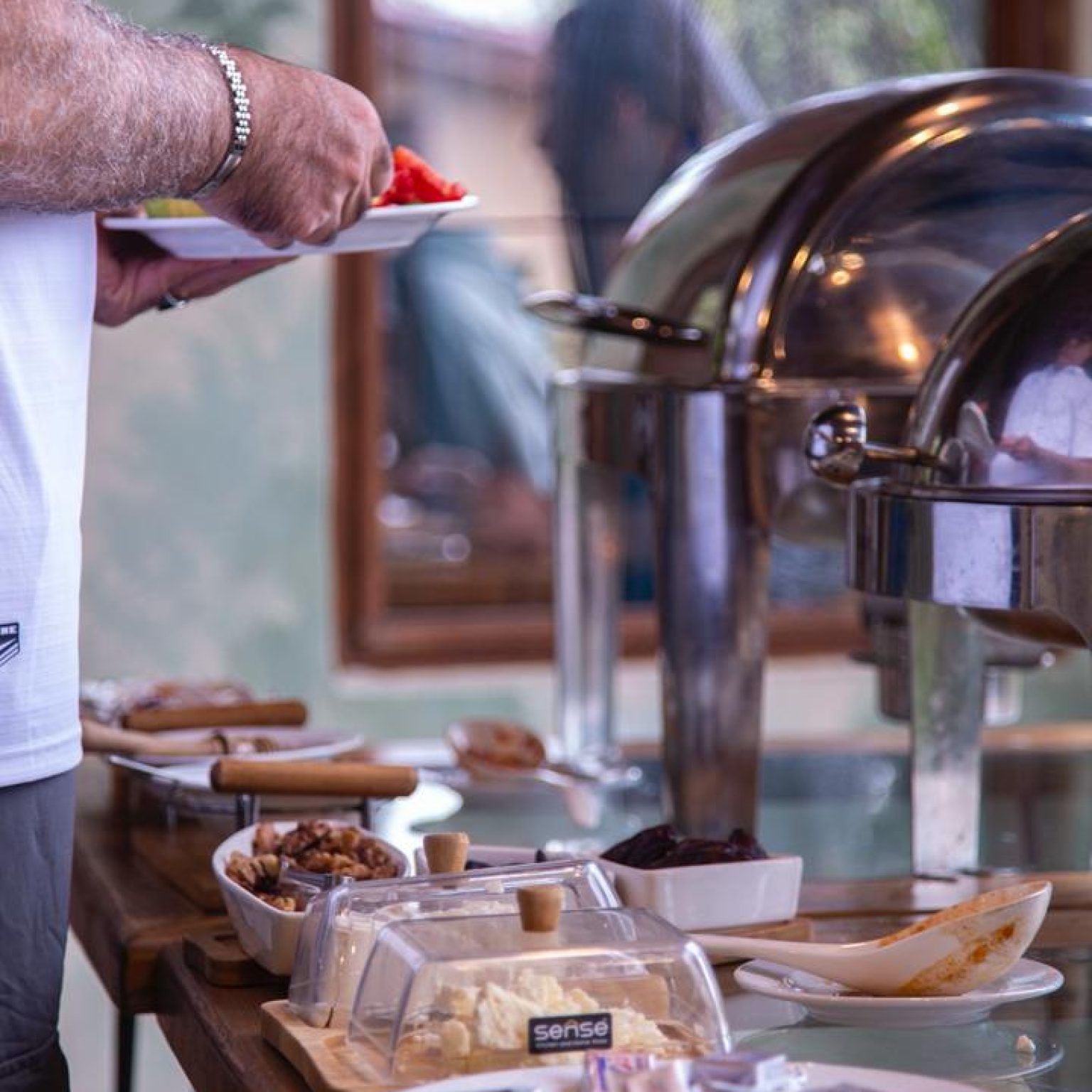 سلف اقامتگاه یارا